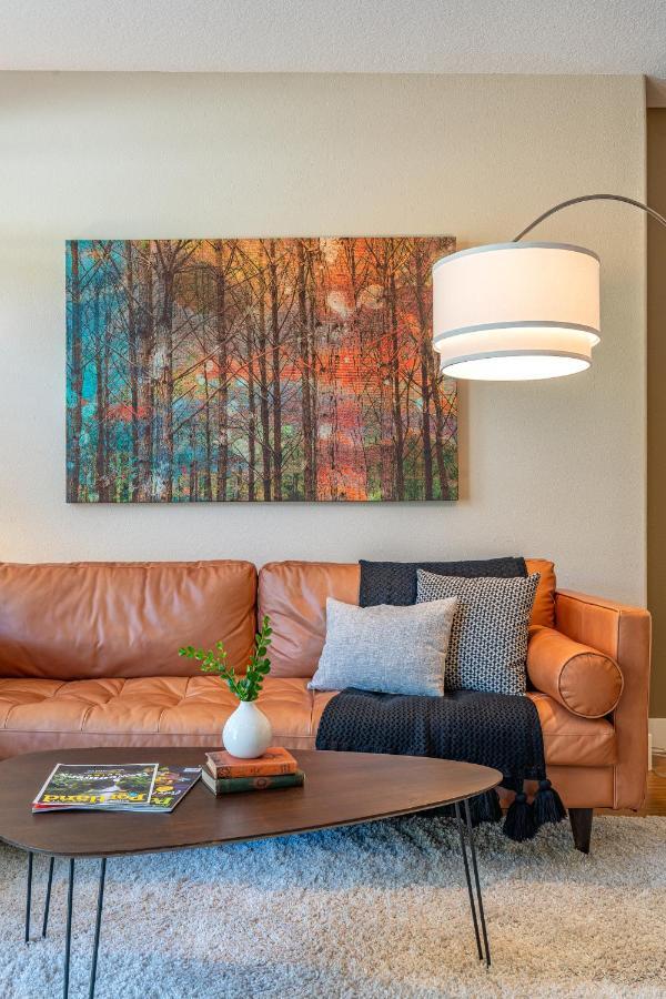 Modern Home, Four Bedrooms, King Beds Tigard Bagian luar foto