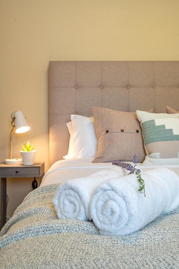 Modern Home, Four Bedrooms, King Beds Tigard Bagian luar foto