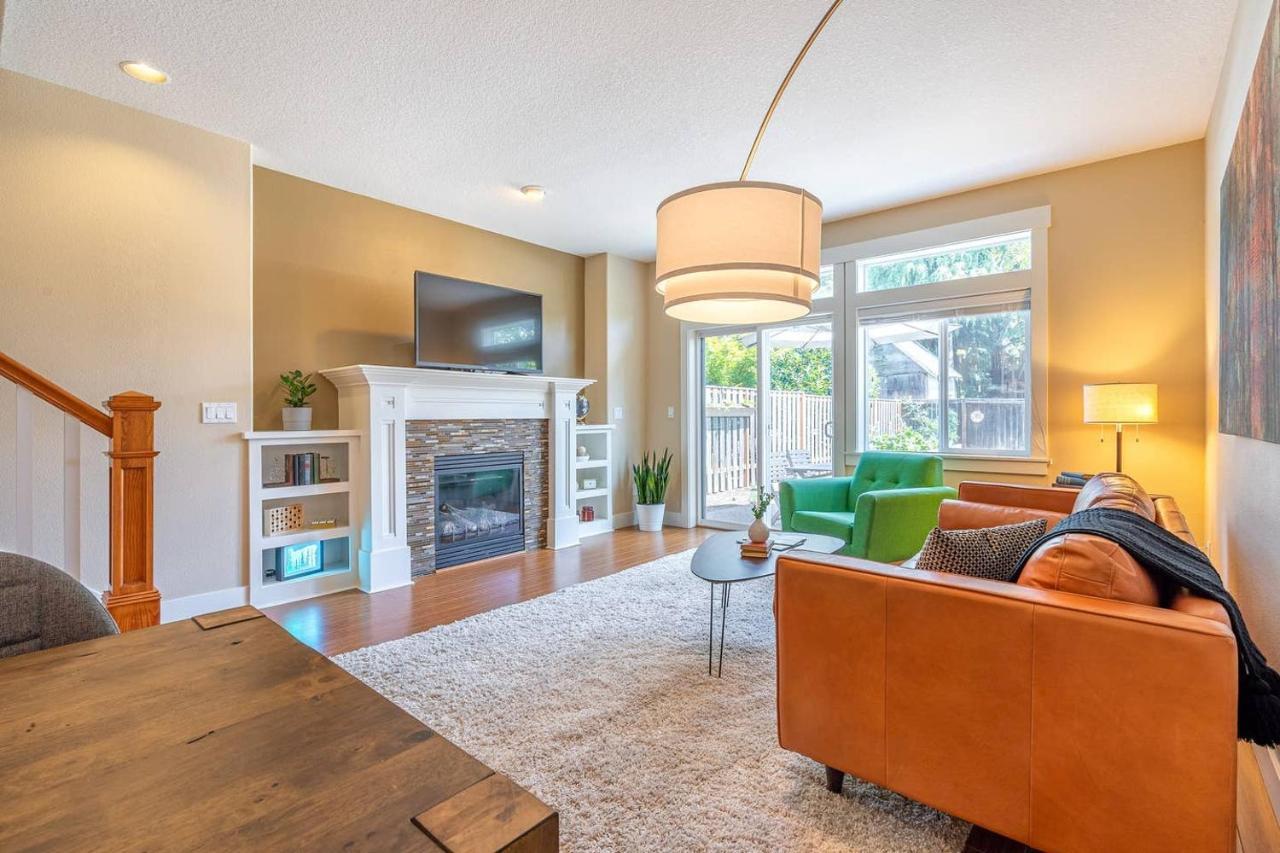 Modern Home, Four Bedrooms, King Beds Tigard Bagian luar foto